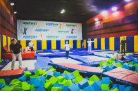спортивная школа прыжков на батуте для подростков - Батутный клуб JumpWay