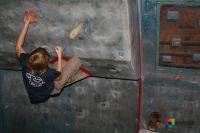 спортивная школа альпинизма и скалолазания для детей - Скалодром Грот