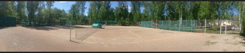 Теннисные корты в парке Березовая роща (фото )