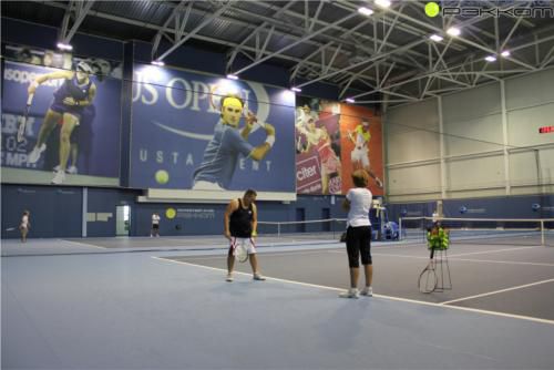Современный теннисный клуб Рэкком (фото )