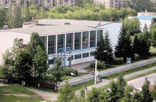 Дворец спорта Заря (фото )