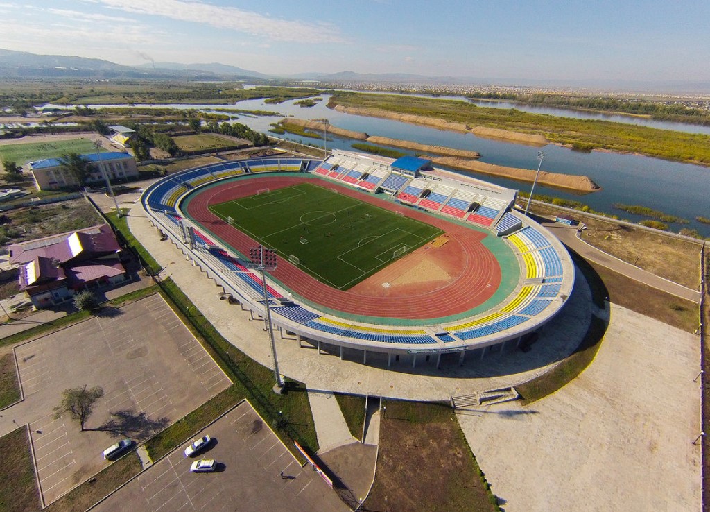 Центральный стадион Республики Бурятия в г Улан-Удэ (фото )