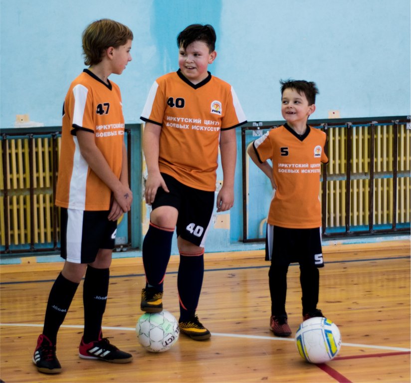 Иркутский футбольный клуб РАКЕТА (фото )