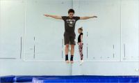 секция прыжков на батуте для взрослых - Школа прыжков на батуте Олимпик