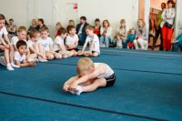 спортивная школа акробатики для детей - Секция спортивной акробатики Юные акробаты